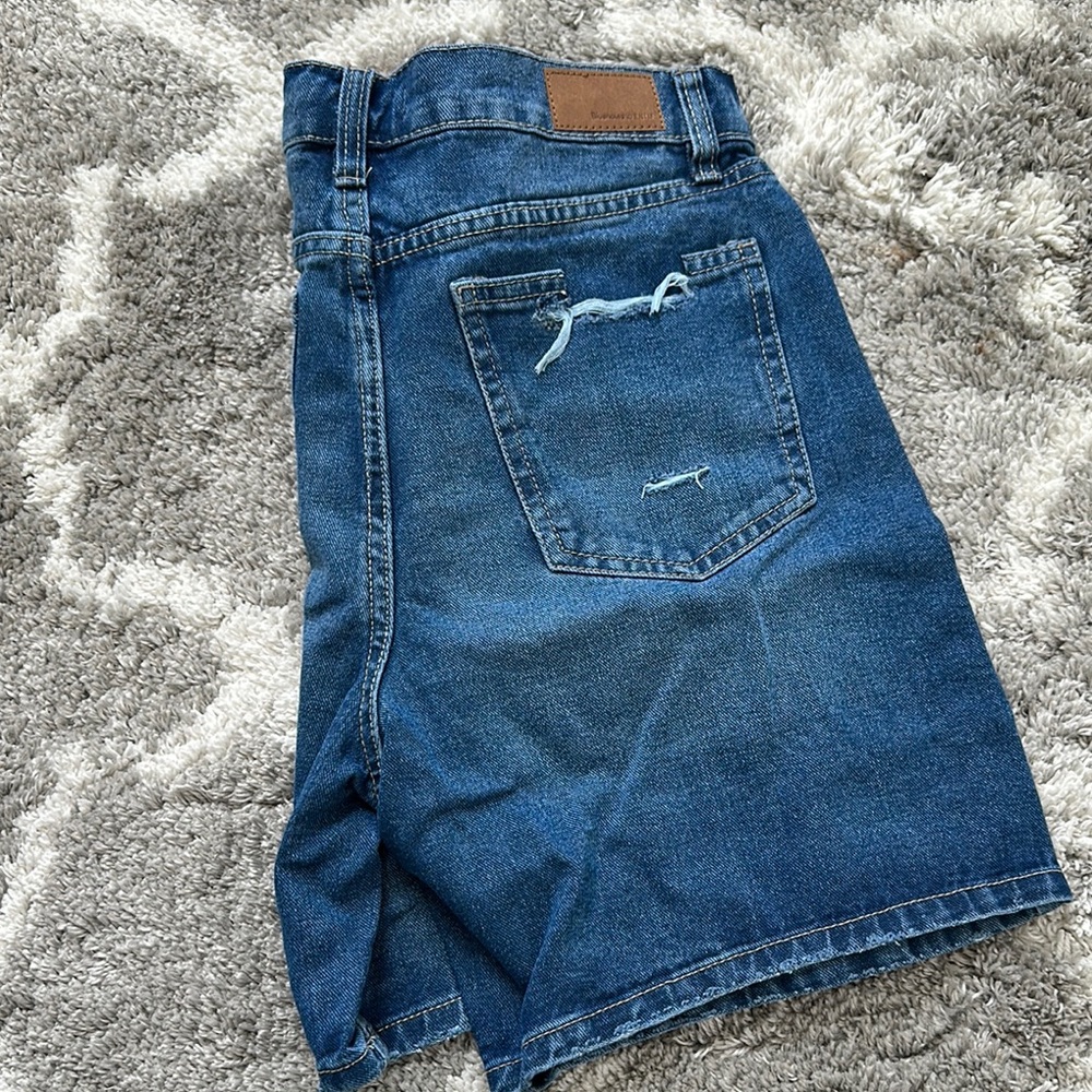 Bluenotes Low Rise Dad Short - Picture 6 of 6